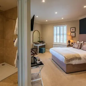 The Rising Sun 5* Backwell